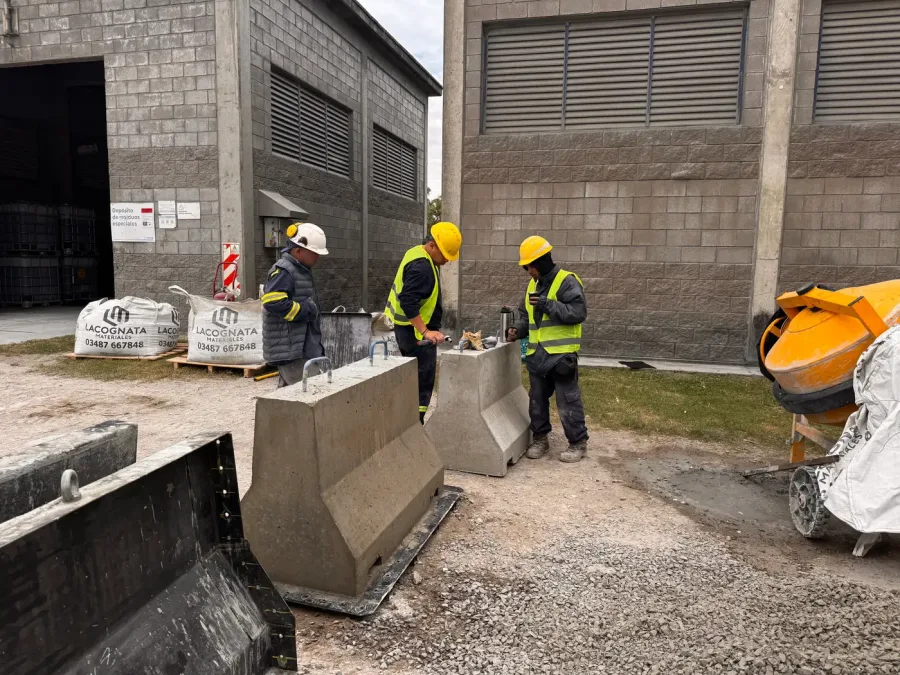 Confección de barreras New Jersey — Campana, foto 3