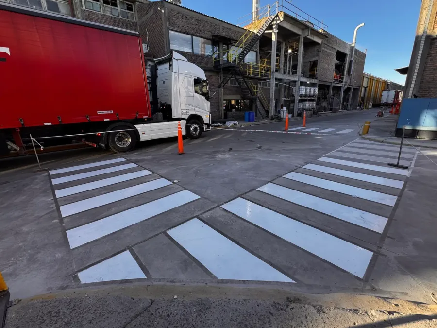 Demarcación vial y peatonal general de la planta — Zárate, foto 3