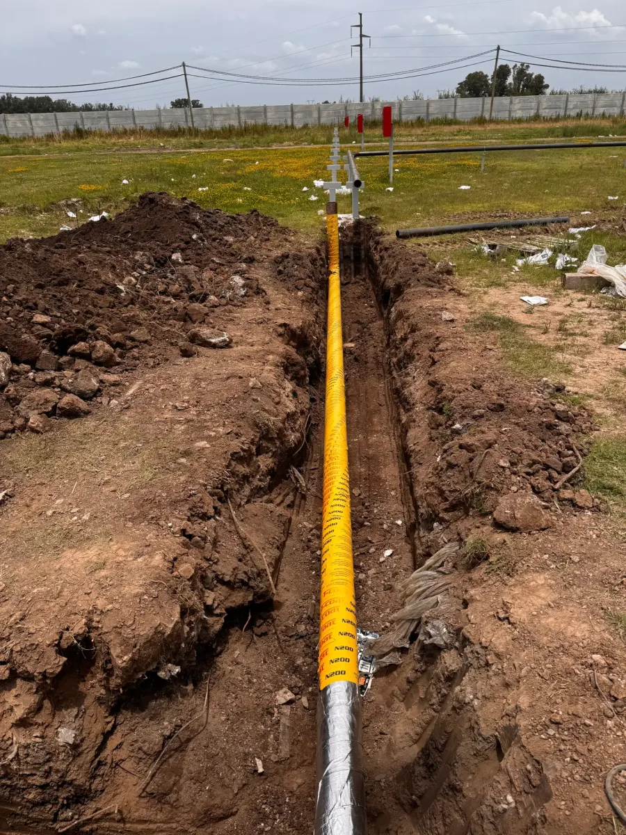 Montaje de cañerías de 4" y 6" subterráneas — Zárate, foto 2